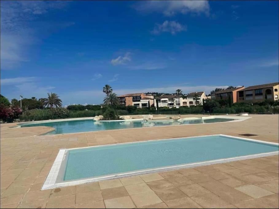 Proche St Tropez Refait A Neuf Bord De Plage Et Piscine コゴラン エクステリア 写真